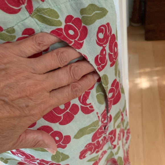 Linen dress with cherry colored flower print; swingy; v-neck; short sleeves - Picture 8 of 15